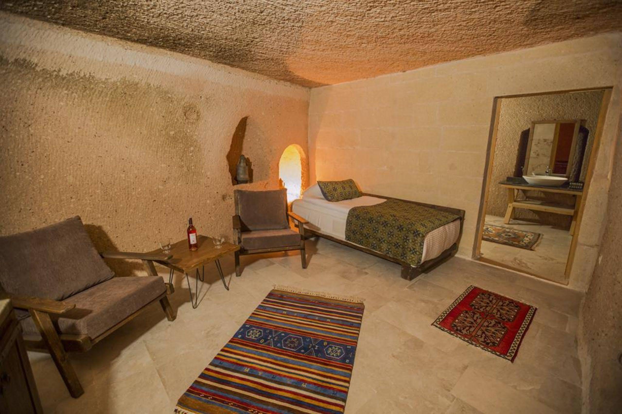 Helike Cave Suites Uchisar Luaran gambar