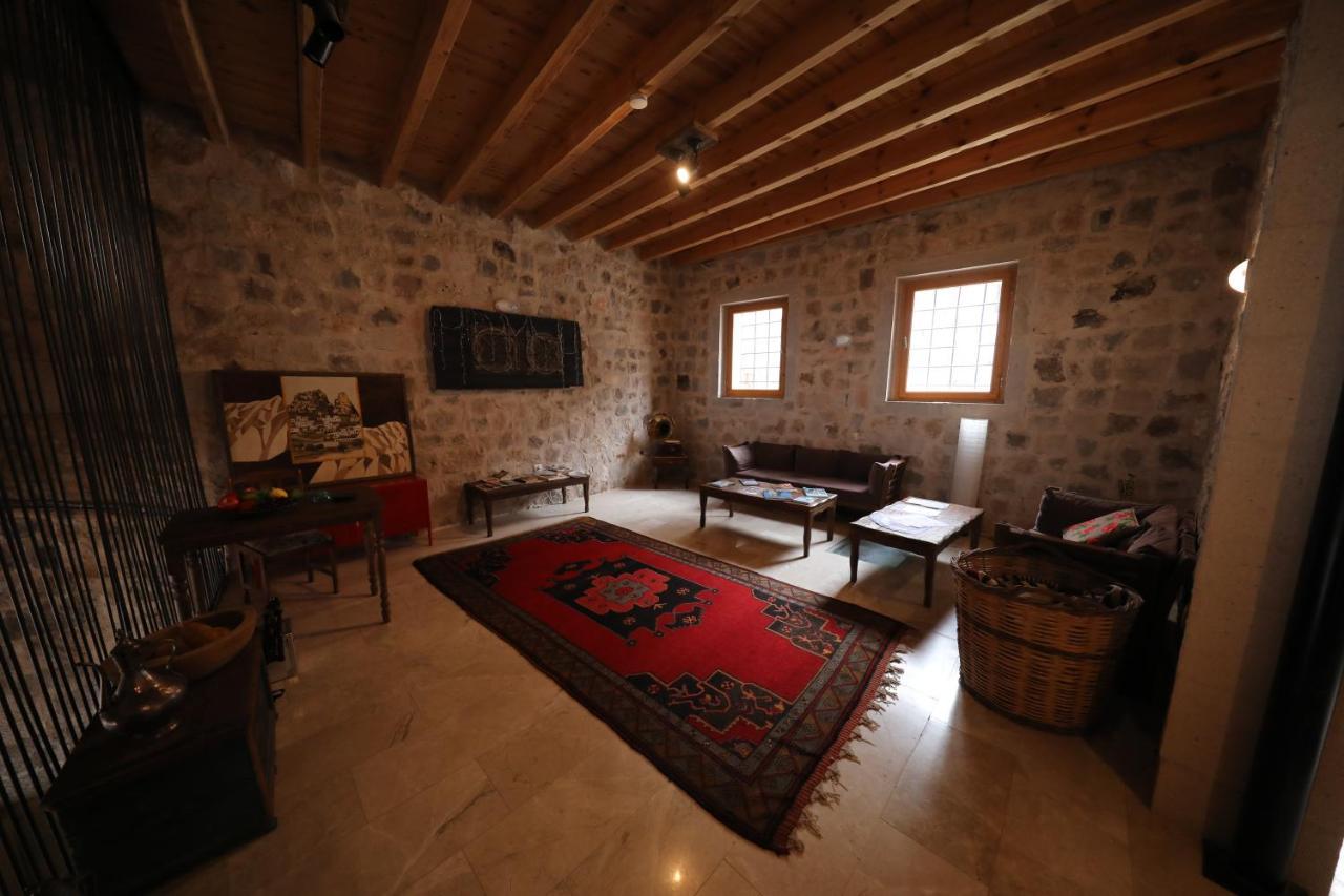 Helike Cave Suites Uchisar Luaran gambar