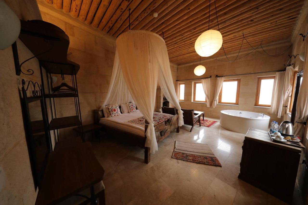Helike Cave Suites Uchisar Luaran gambar