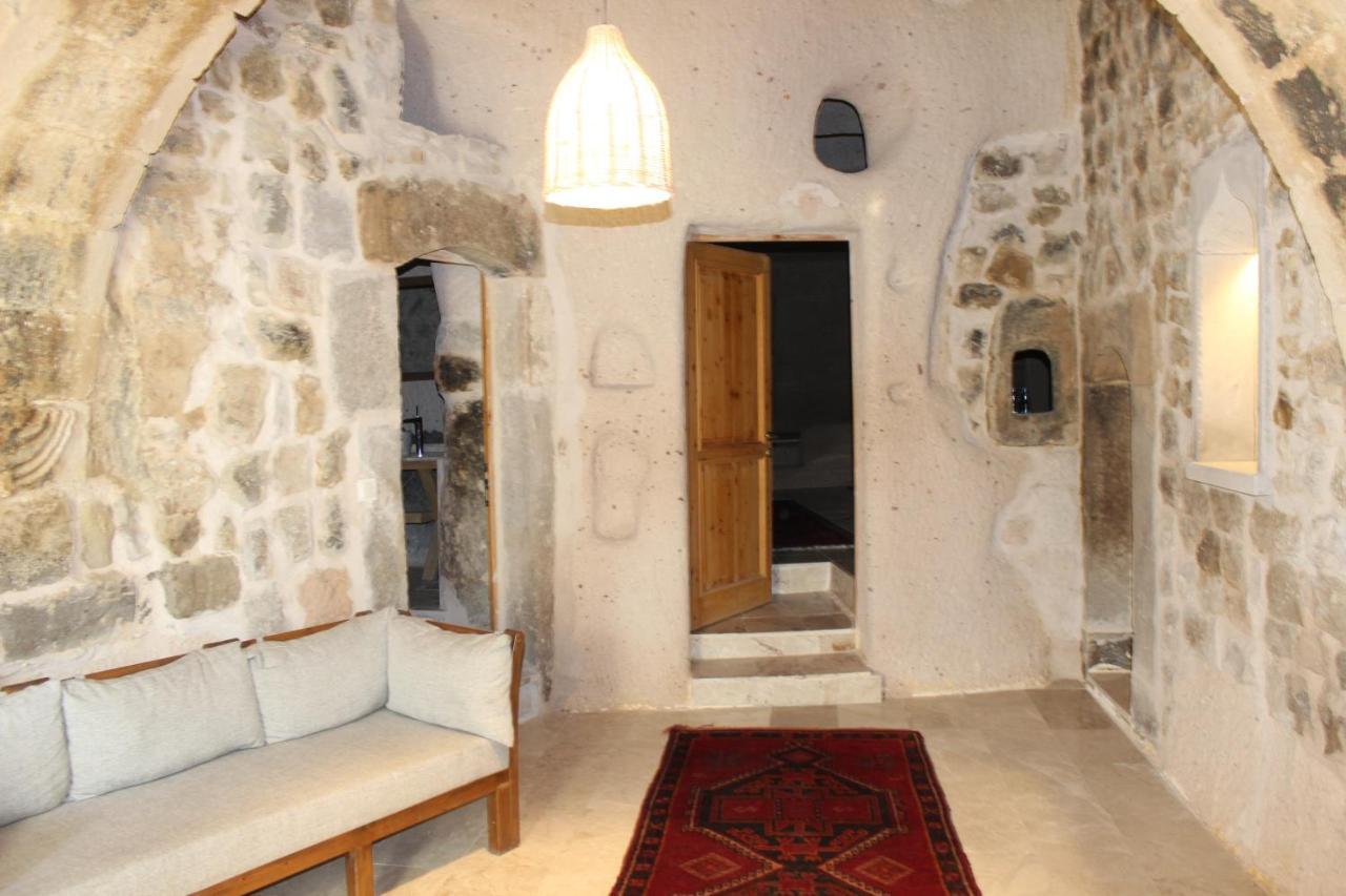 Helike Cave Suites Uchisar Luaran gambar
