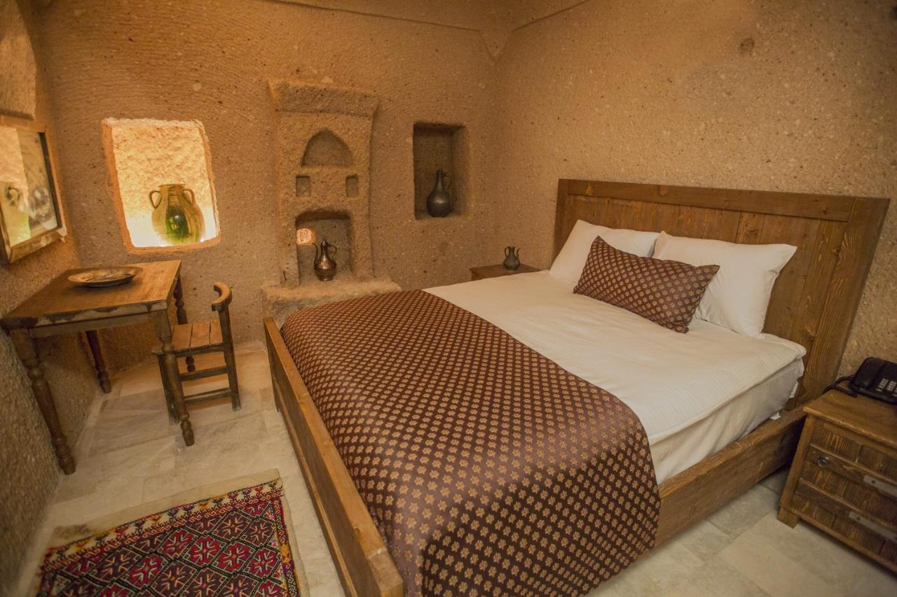 Helike Cave Suites Uchisar Bilik gambar